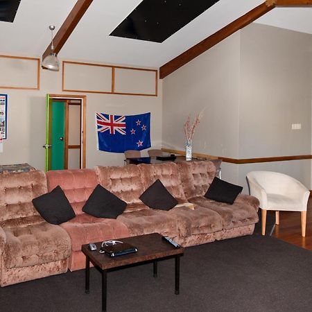 Hostel 85 On Bealey Christchurch Exterior foto